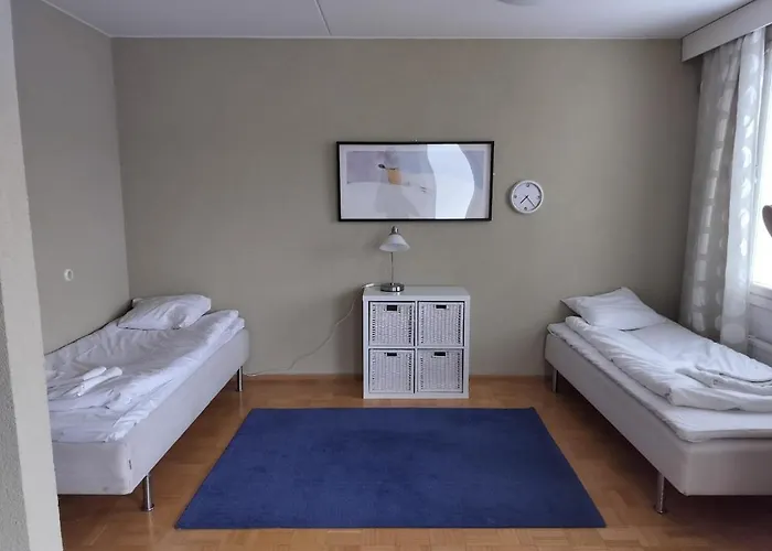 Kotimaailma - Valoisa Ja Tilava Nelioe Turku