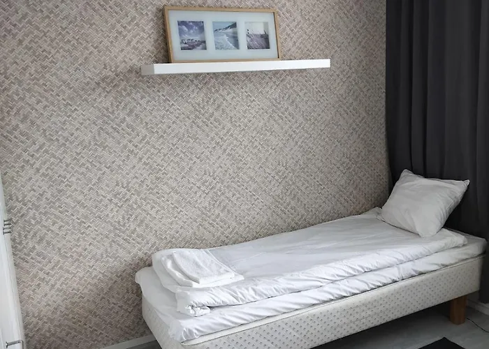 Kotimaailma - Valoisa Ja Tilava Nelioe Turku